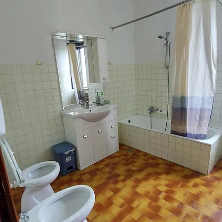 #punto Fm 5# Guest house *